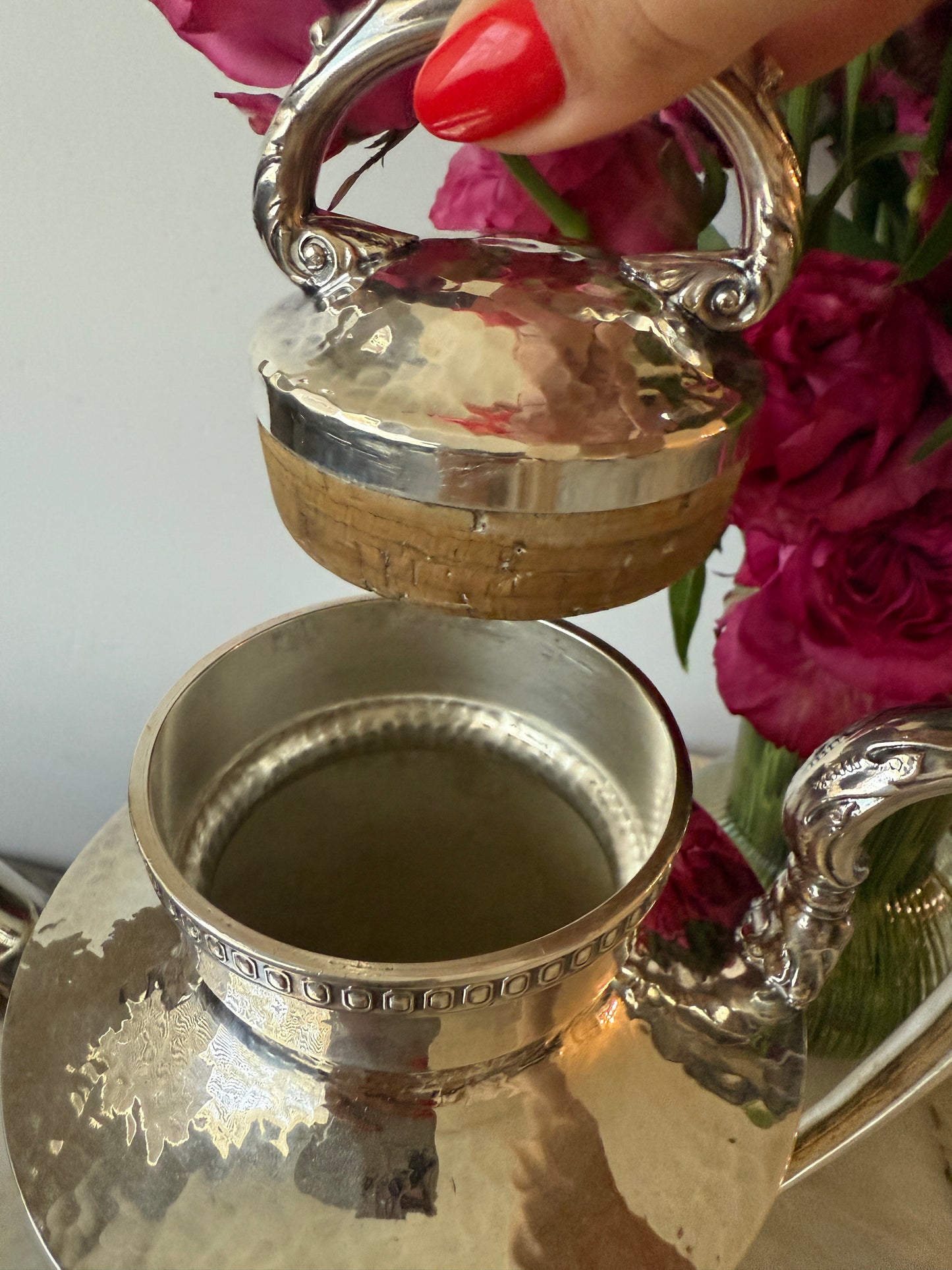 Vintage Derby International Silver Cocktail Shaker – Hammered Silver Plate Barware