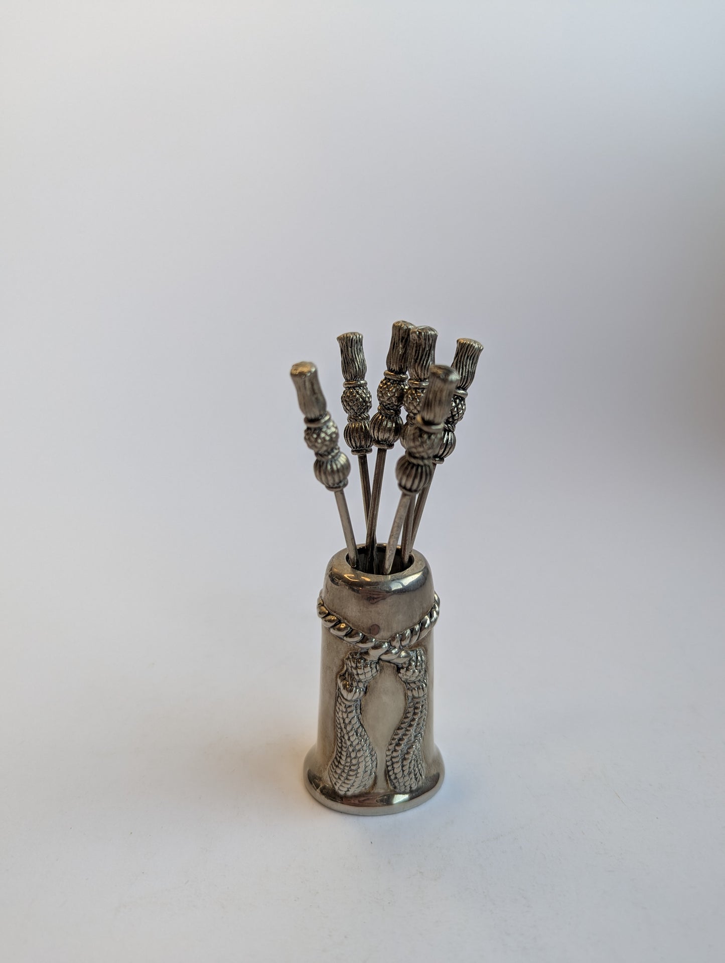 Vintage Silver-Plated Cocktail Picks with Holder – Nautical Rope & Tassel Design, Set of 6 Skewersge Silver-Plated Cocktail Picks with Holder – Nautical Rope & Tassel Design, Set of 6 Skewers