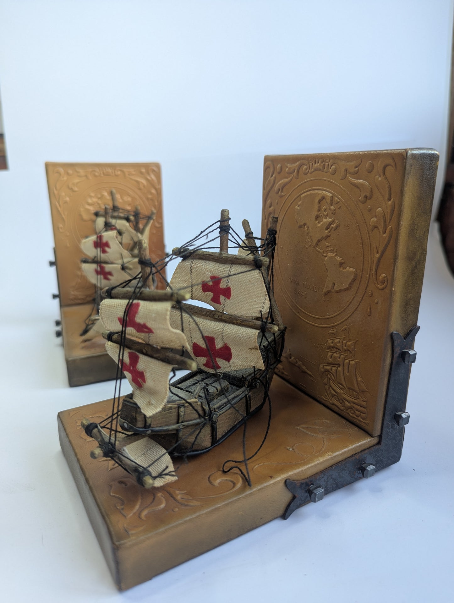 Vintage Nautical Ship Bookends – Decorative Maritime Book Holders