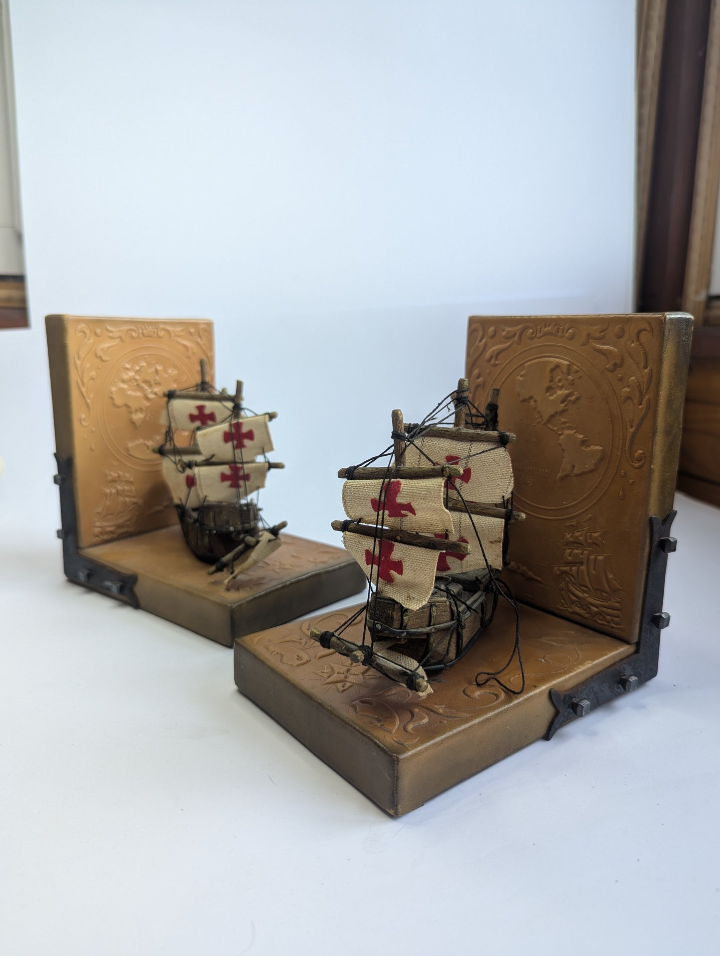 Vintage Nautical Ship Bookends – Decorative Maritime Book Holders