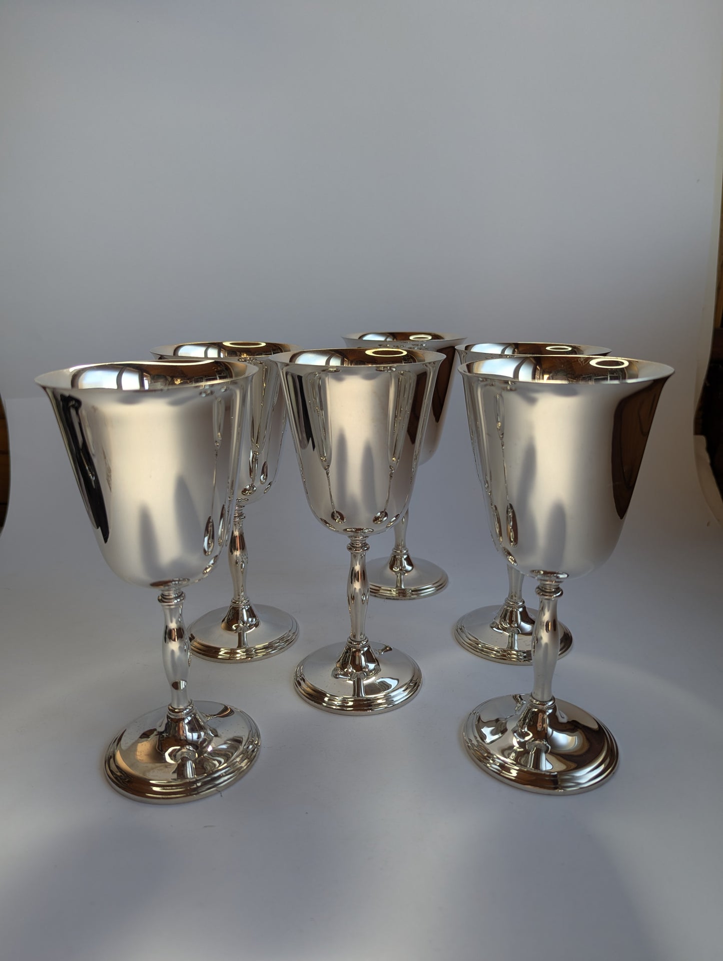 Set of 6 Vintage English Silver-Plated Goblets – Elegant Wine or Water Cups