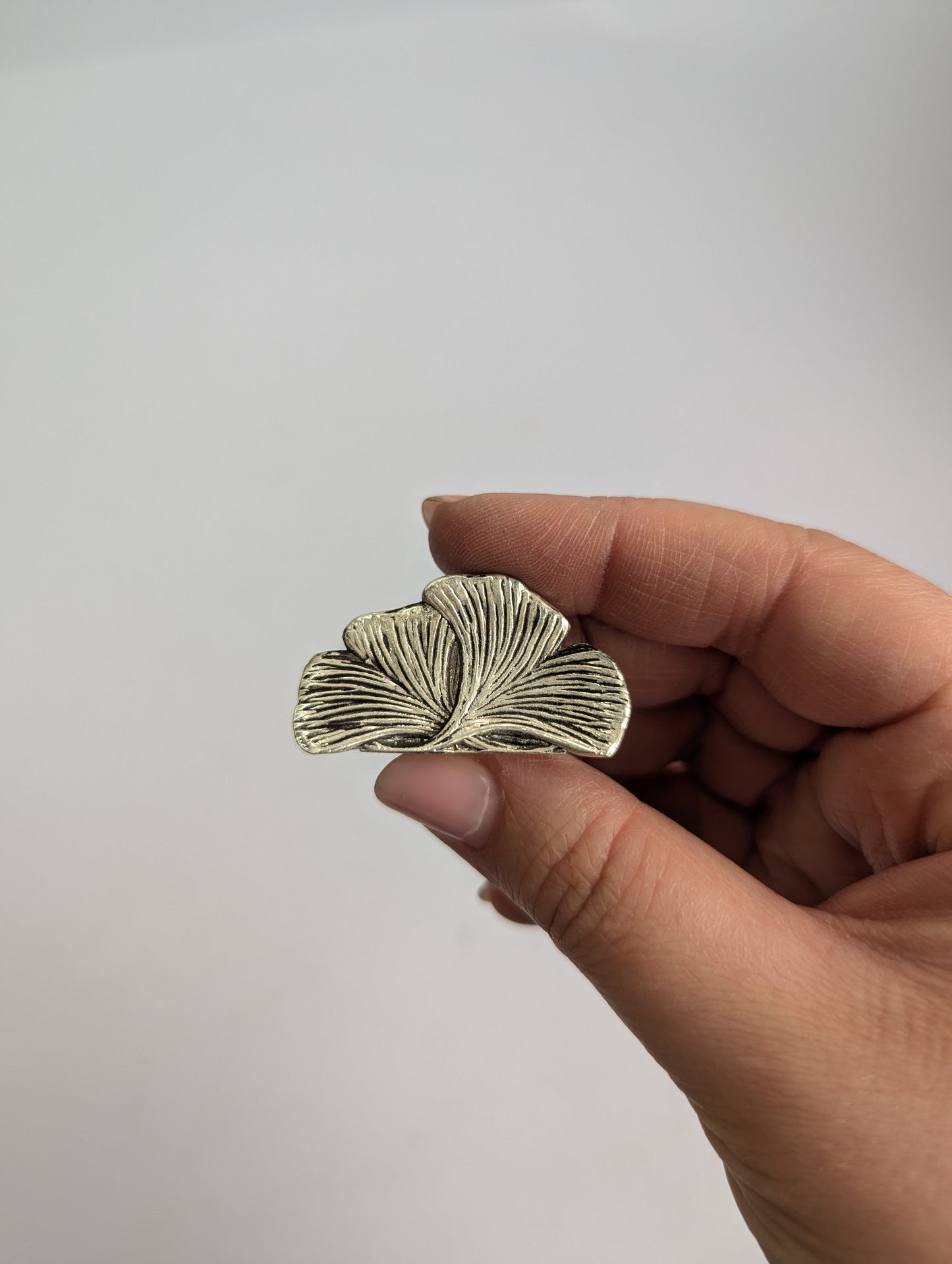 Elegant Silver Plate Leaf Place Card Holders – Set of 6 – Vintage Table Decor