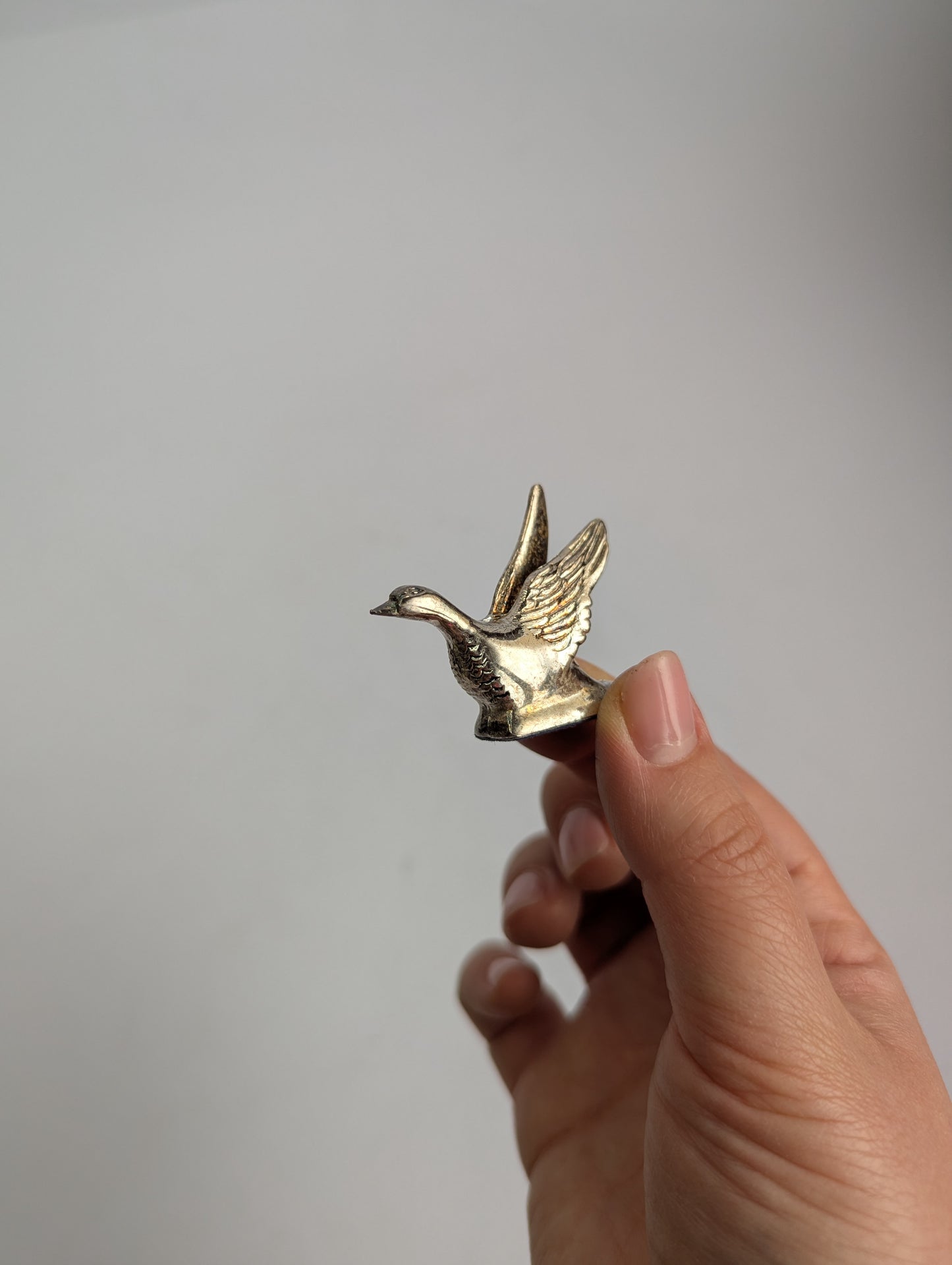 Set of 6 Vintage Metal Goose Place Card Holders – Silver Tone Table Decor for Elegant Dinner Parties or Weddings