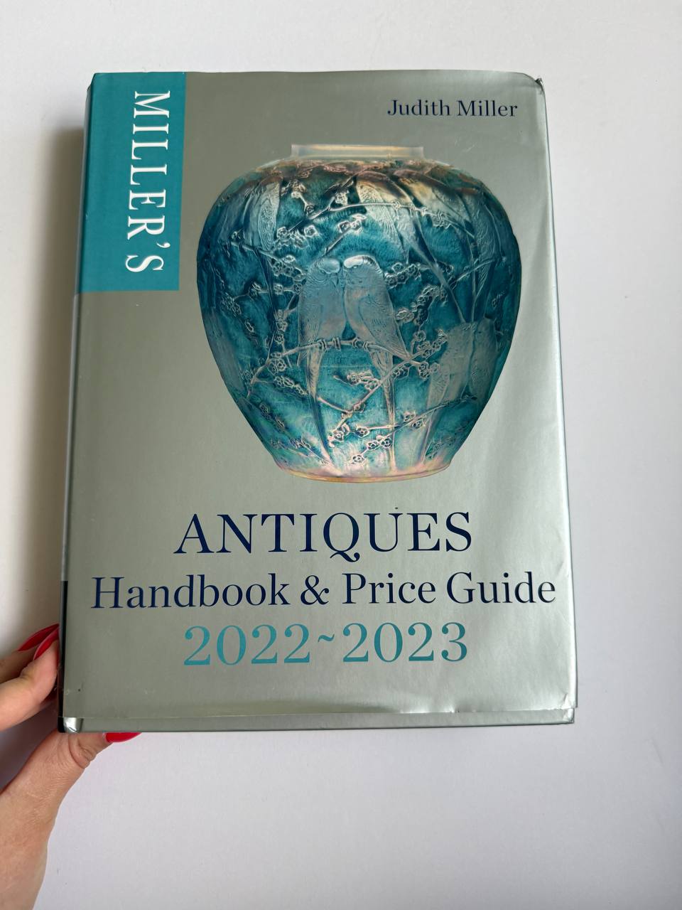 Miller’s Antiques Handbook & Price Guide 2022–2023 – 600 Pages