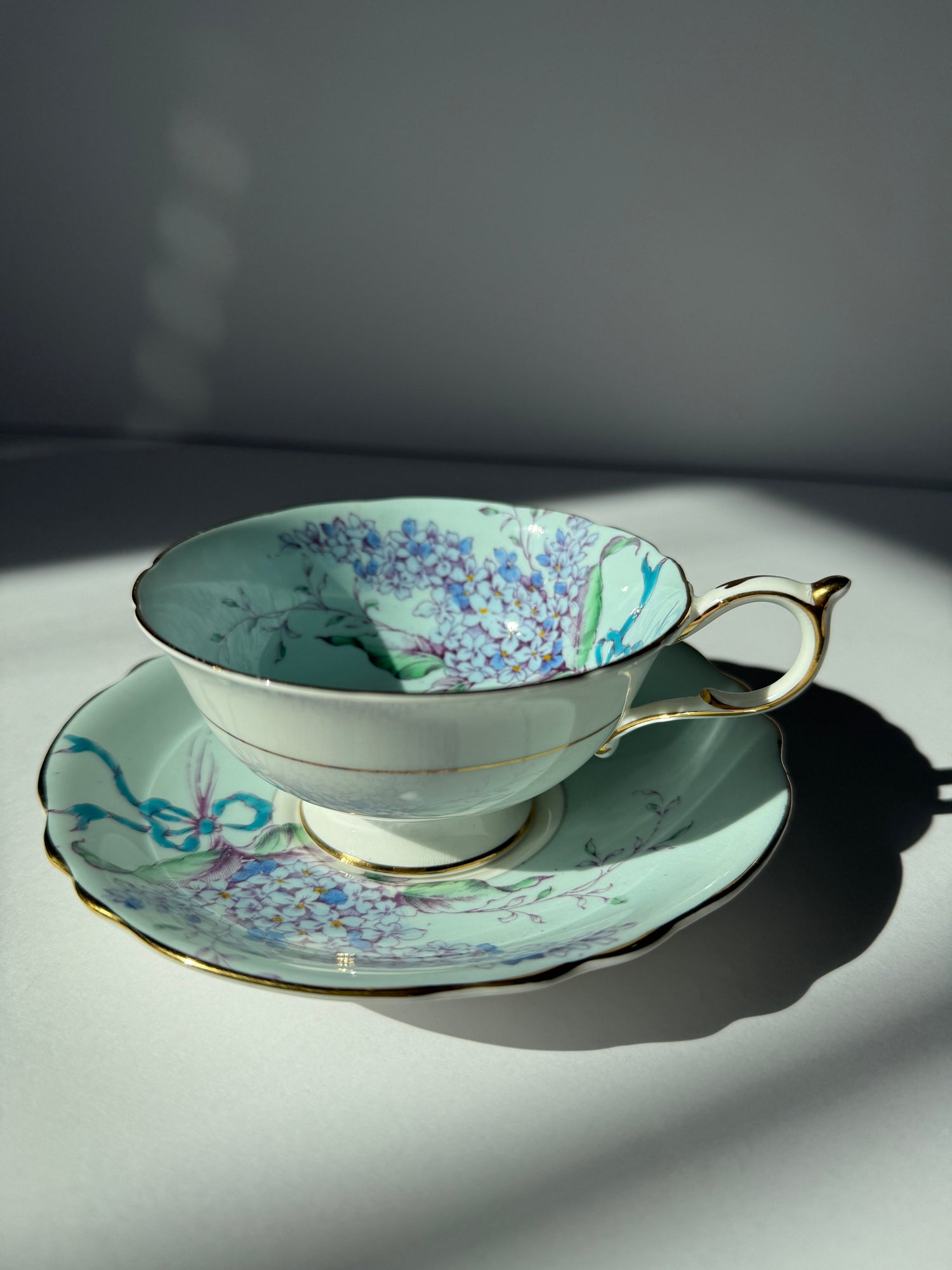 Vintage Tea Cups & Saucers Collection