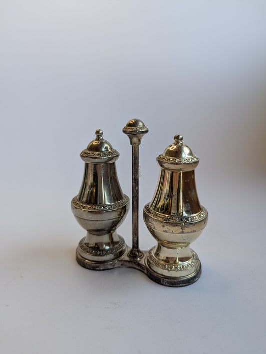 Vintage Silver-Plated Salt and Pepper Shaker Set with Stand – Elegant Tabletop Condiment Holder