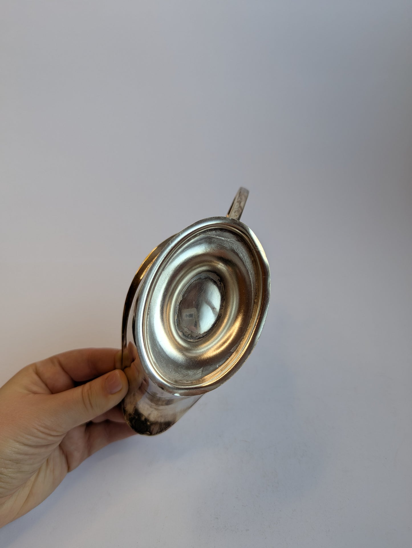 Vintage Silver-Plated Gravy Boat – Classic Footed Sauce Server with Handle