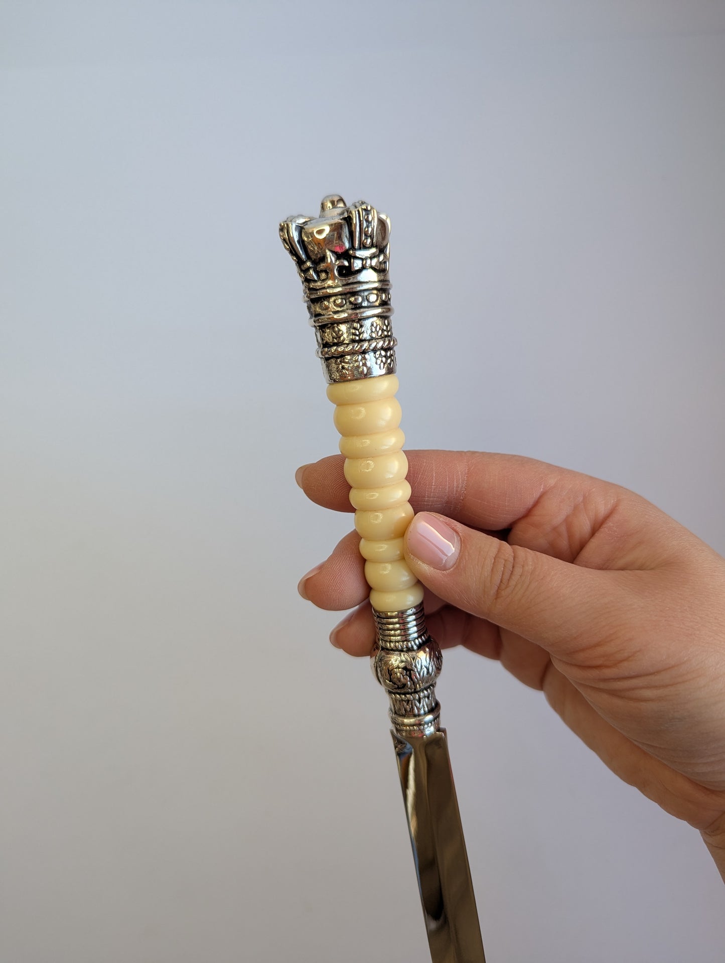 Vintage Magnifying Glass & Letter Opener Set – Ornate Desk Decor